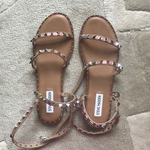 Super Popular Steve Madden Travel Tan sandal